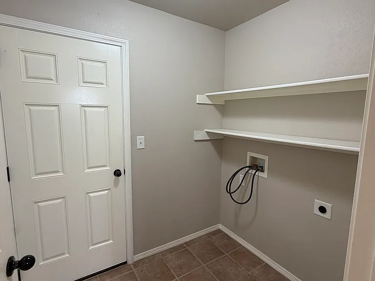 504 S Seminole St — Photo 12
