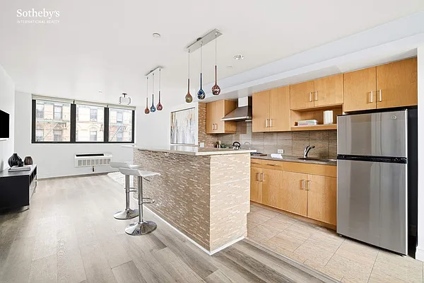 Kitchen, photo 2