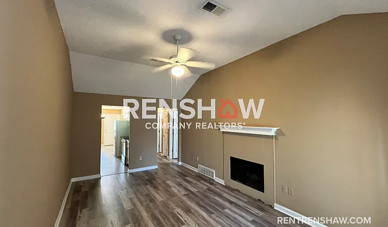 6883 Manslick Rd — Photo 2