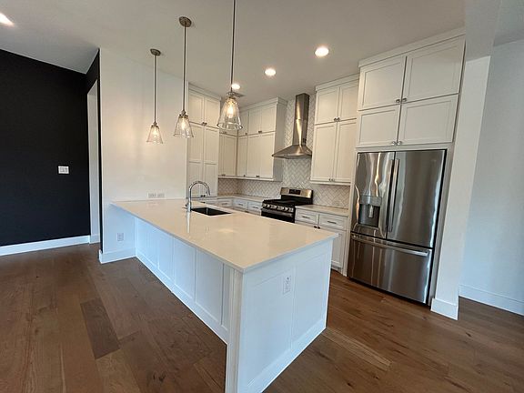 3rd image of 2117 River East Ln