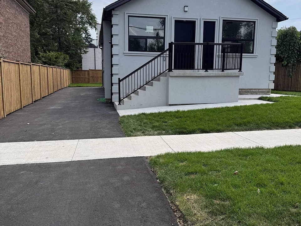 101 Minerva Ave #1