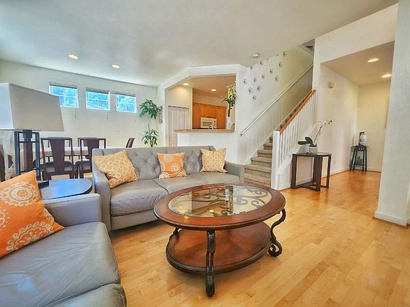 3rd image of 205 Newport Way NW APT B1