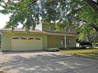 18552 S Cypress Cir, South Bend, IN 46637