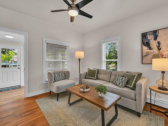 2nd image of 939 Alta St