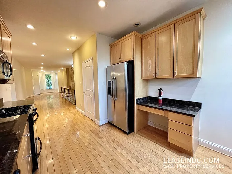 68 V St NW #1 — Photo 13