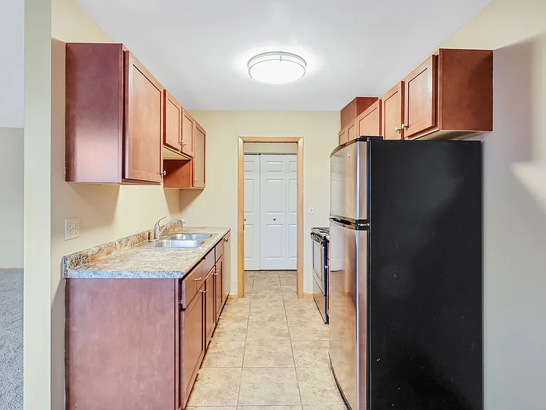 Aquila Court — Photo 48