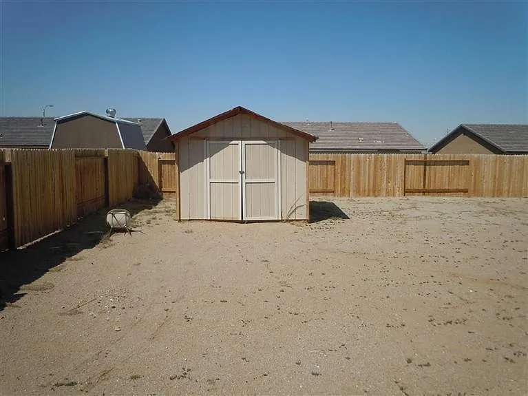 11968 Poppy Rd — Photo 15