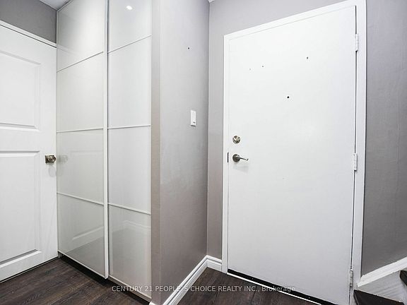 4th image of 1058 Falgarwood Dr Unit 134