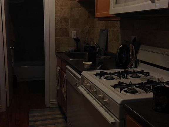 Kitchen. I have more photos - contact me to see more!