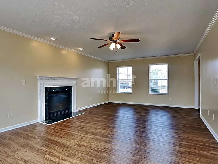 7011 Medford Ct — Photo 7