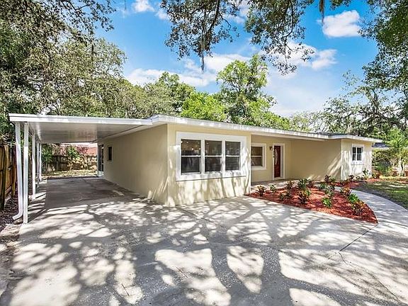 4th image of 7606 Sharon Dr