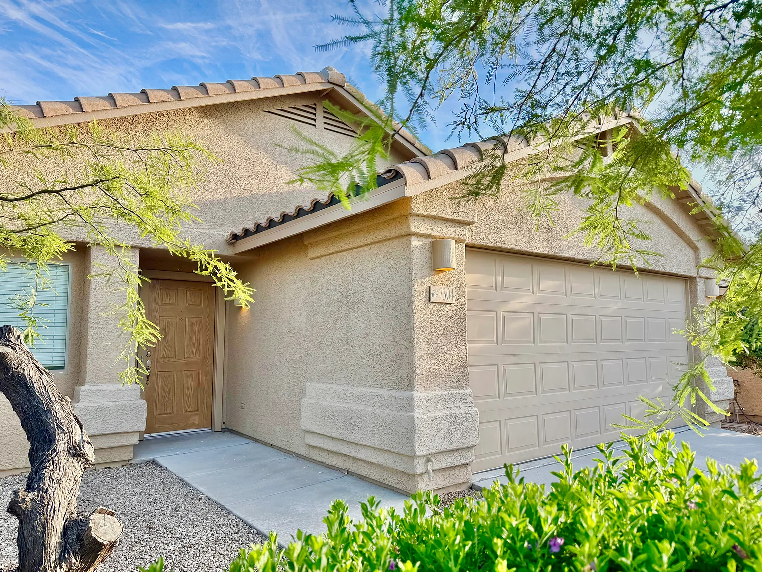 7304 E Laughing Tree Ln — Photo 3