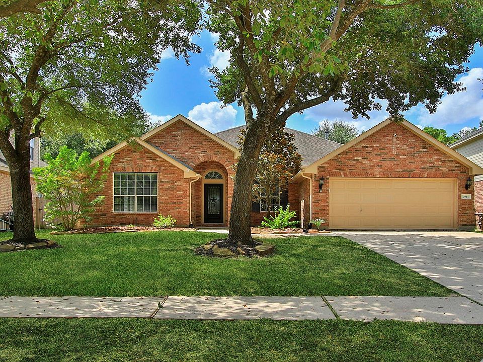 1st image of 2914 Silverwood Park Ln