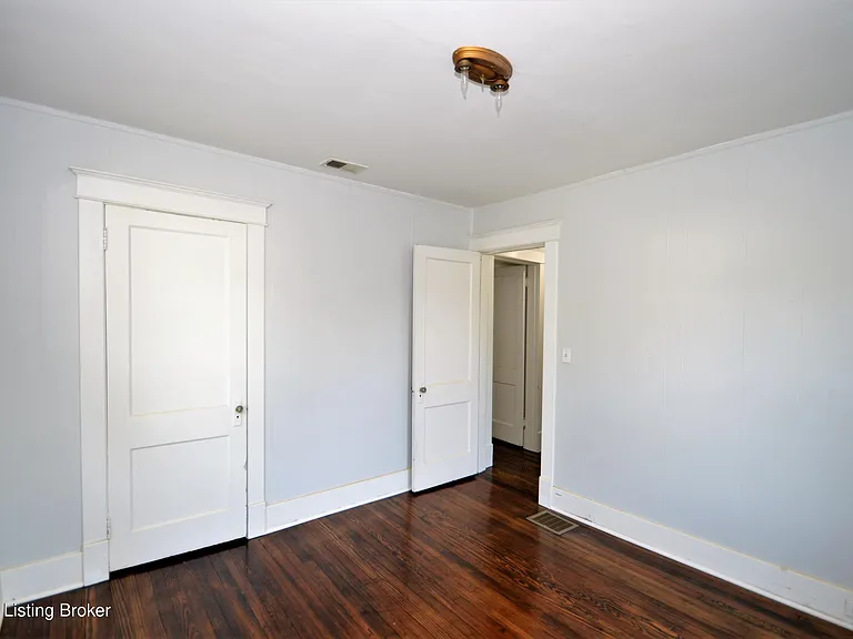 2102 Murray Ave — Photo 15