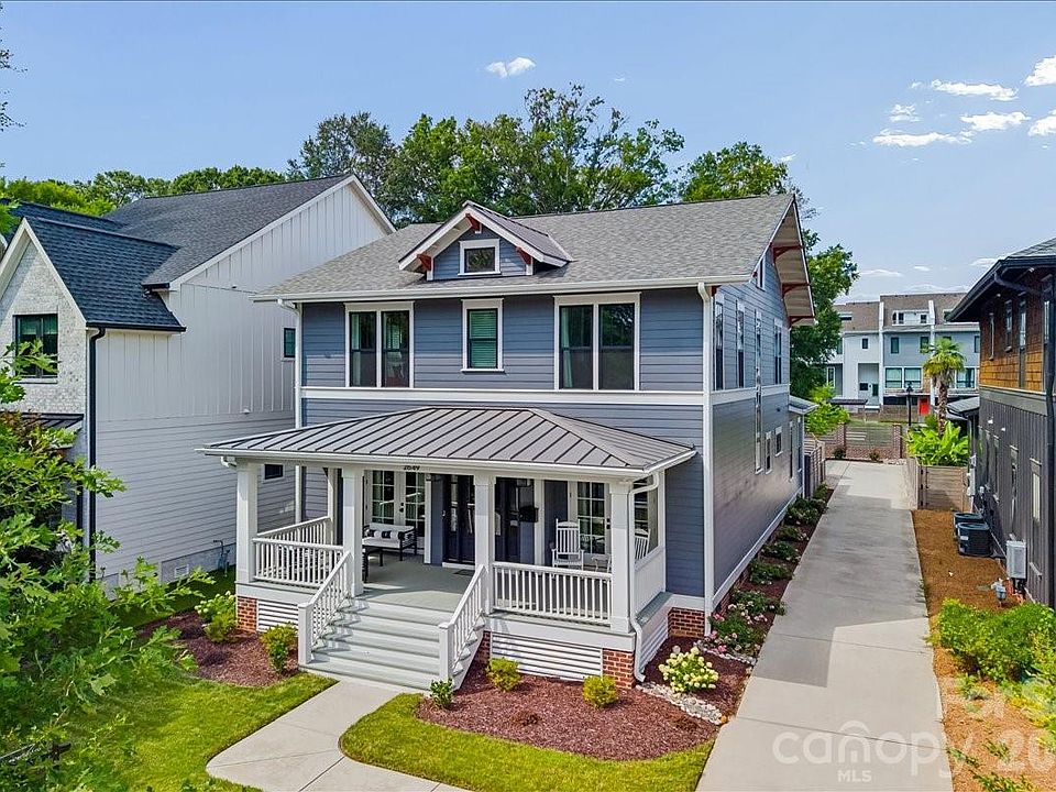 1st image of 2649 Chesterfield Ave