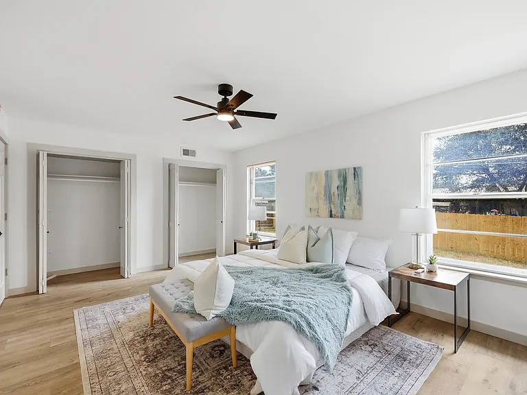 426 Zephyr Dr — Photo 10