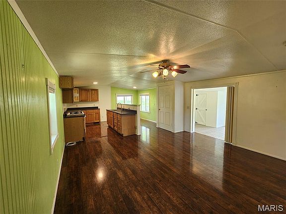 5th image of 30620 Harbor Rd