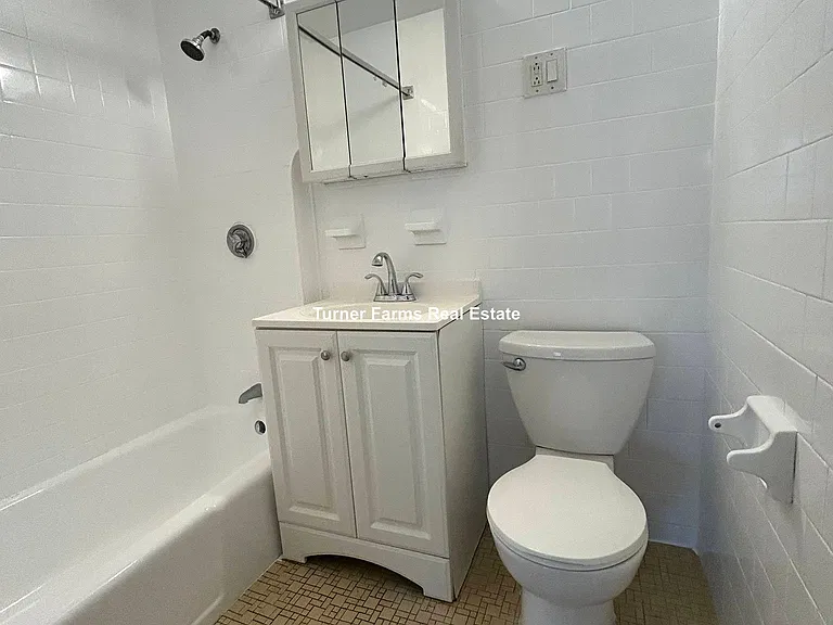 10 Armington St #4C — Photo 6