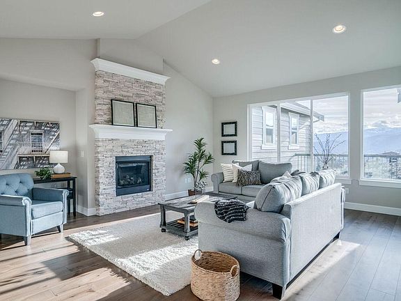 4th image of 253 Burch Hollow Ln