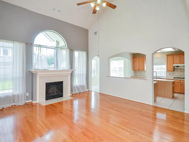 9403 Sundance Dr — Photo 5