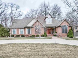 622 Highland Dr, Saint Clair, MI