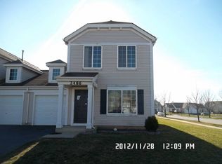 2486 Roxbury Ln, Montgomery, IL 60538