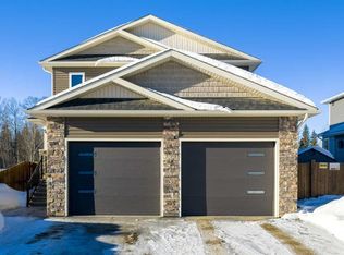 56 E Pritchard Dr, Whitecourt, AB T7S 0G3