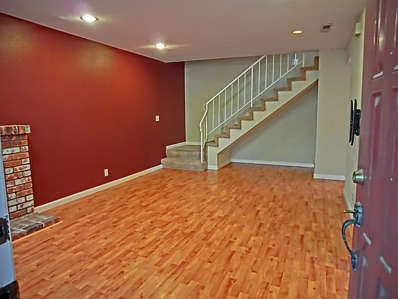 4th image of 656 Galleon Ct