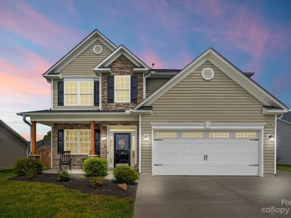 195 E Swift Creek Rd, Fletcher, NC 28732