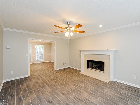 4th image of 1397 Emerald Pine Ct