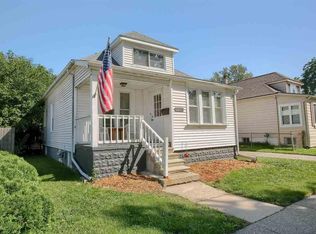 26560 Hollywood St, Roseville, MI 48066