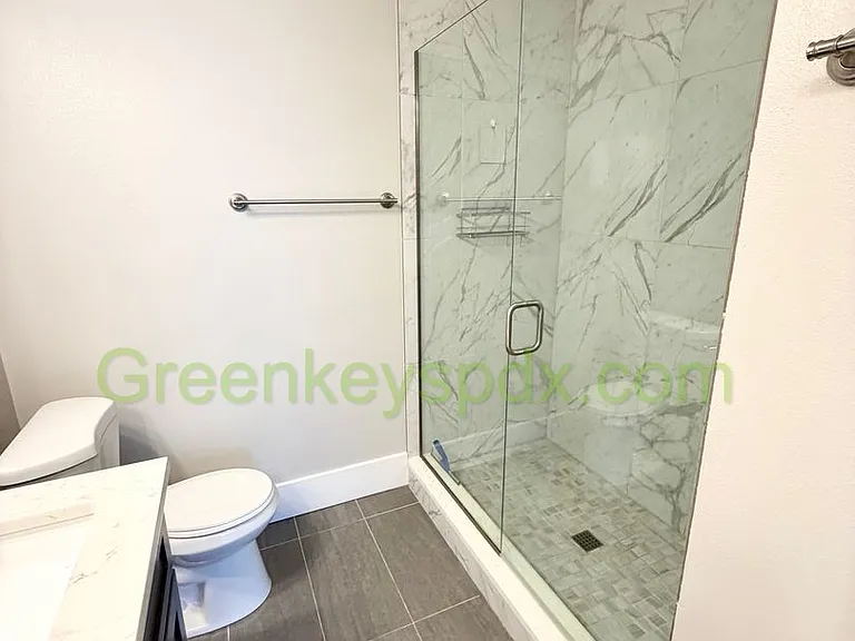6064 NE 42nd Ave — Photo 19