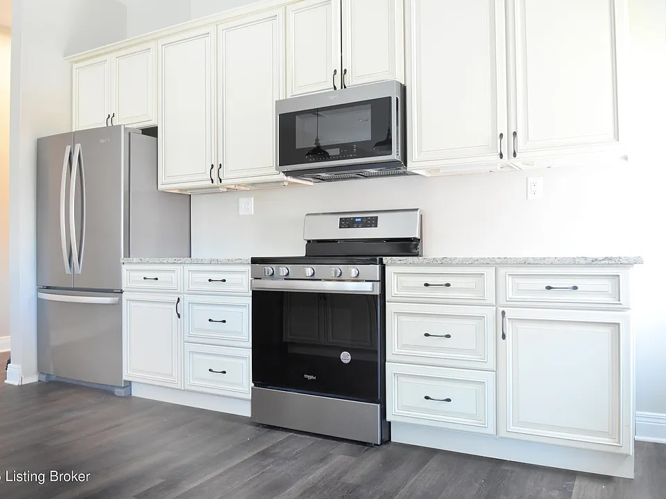 177 Pope St #201