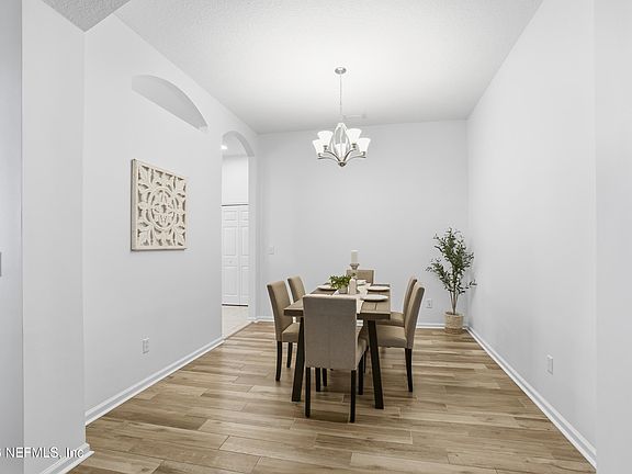 5th image of 13868 FISH EAGLE Drive W