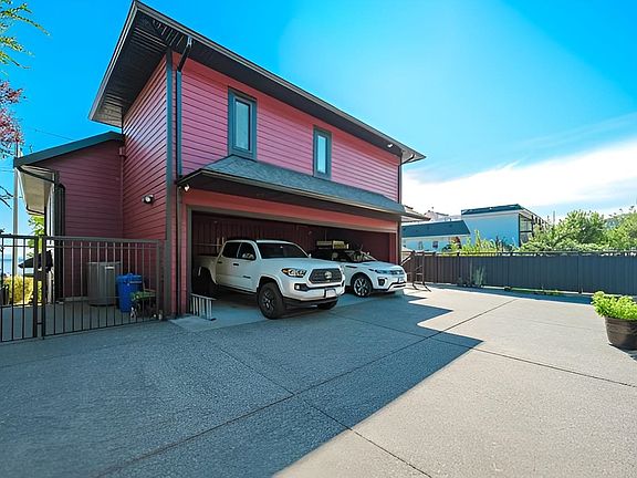 4th image of 14647 Marine Dr