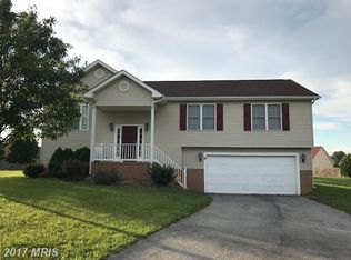 78 Snowshoe Ct, Ranson, WV 25438