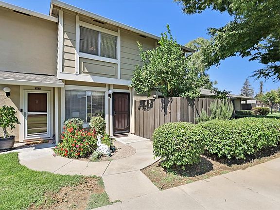 2nd image of 2140 Galveston Ave Unit C