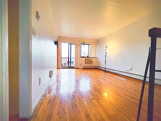 1st image of 9405A 46th Ave APT 3