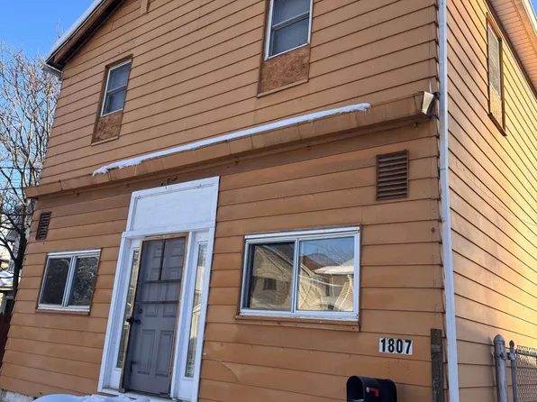 1807 Moravia, 1807 Moravia St #B, New Castle, PA 16101