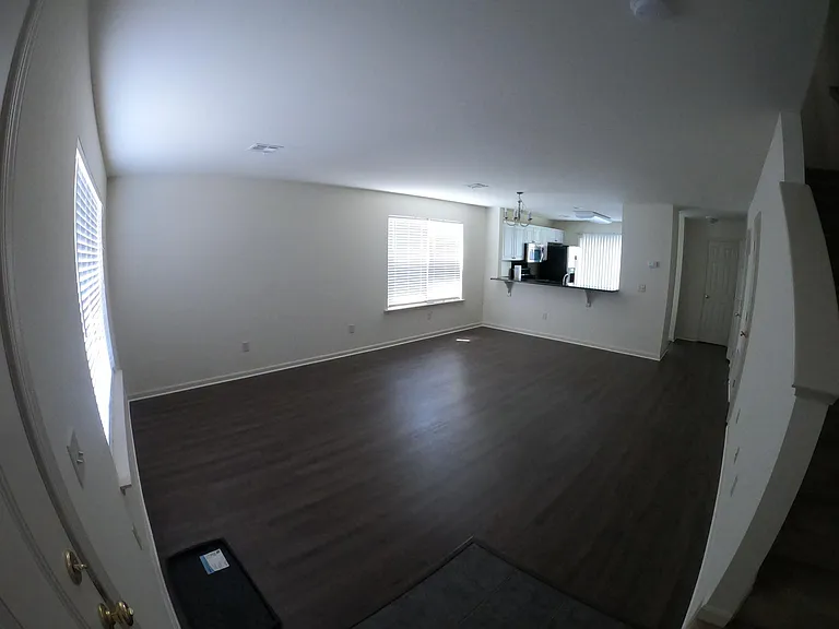 2101 Quail Hollow Dr — Photo 7