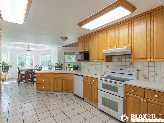 4th image of 2770 Dagan Cir