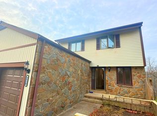 4830 Hogan Dr, Wilmington, DE 19808