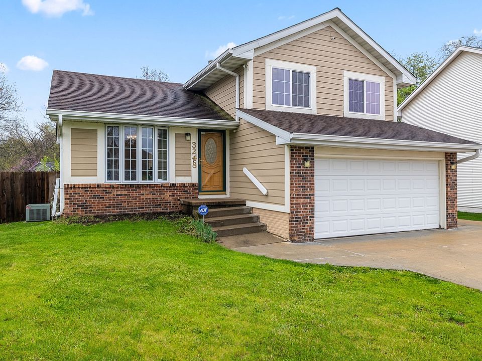1st image of 3248 SE 22nd Ct