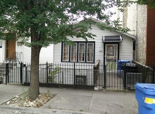 225 W Alexander St, Chicago, IL 60616