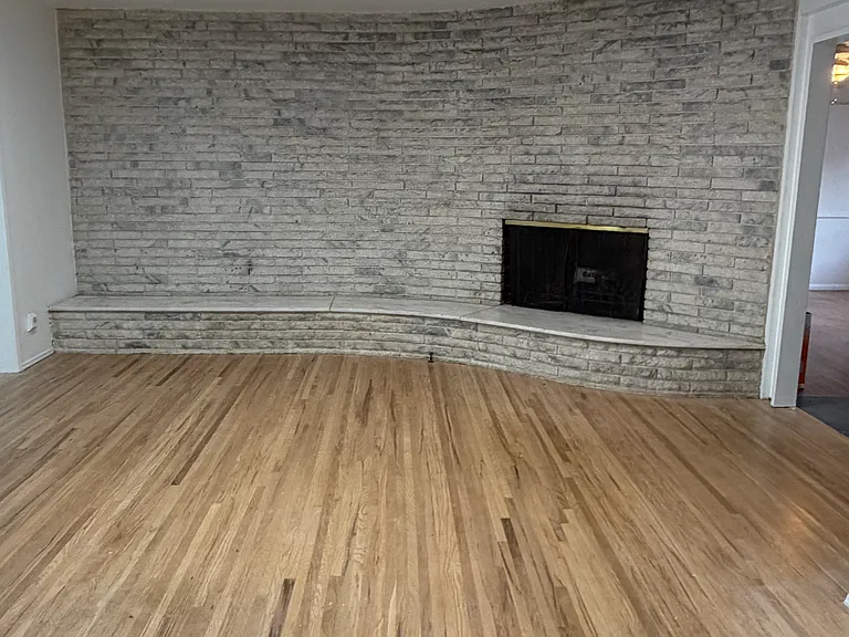 9826 Columbus Ave #1 — Photo 6