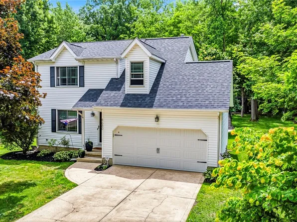 8680 Forestview Ave, Mentor, OH 44060