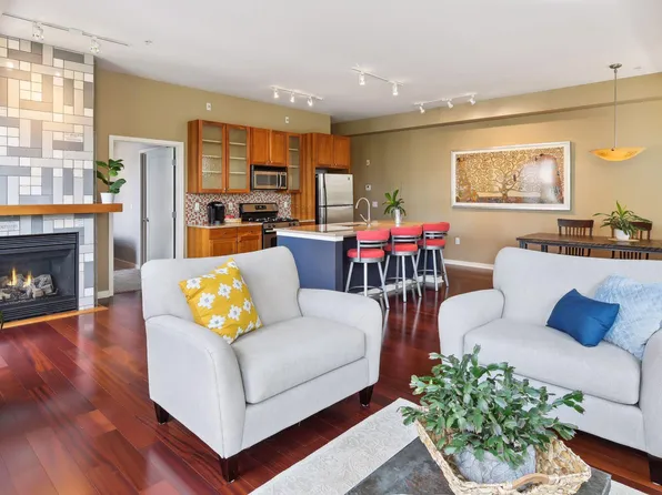 2840 Bryant Ave S #E210, Minneapolis, MN 55408