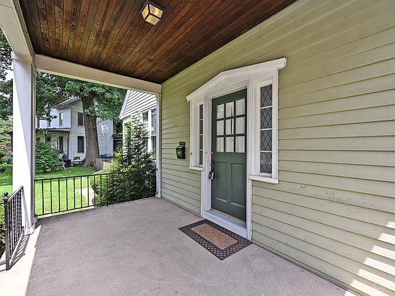 5th image of 156 Parkway Ave