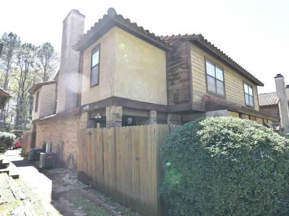 5454 Financial Plz APT 13-C, Shreveport, LA 71129