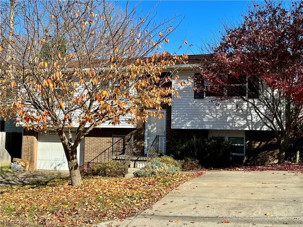 1311 19th St, Vienna, WV 26105